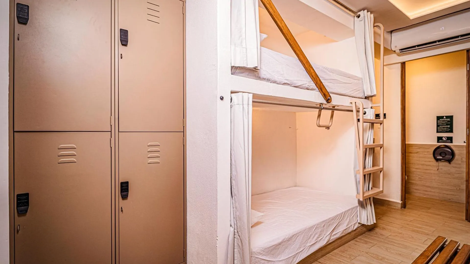 קנקון Digital Nomads Hotel & Coliving 0*,  מקסיקו