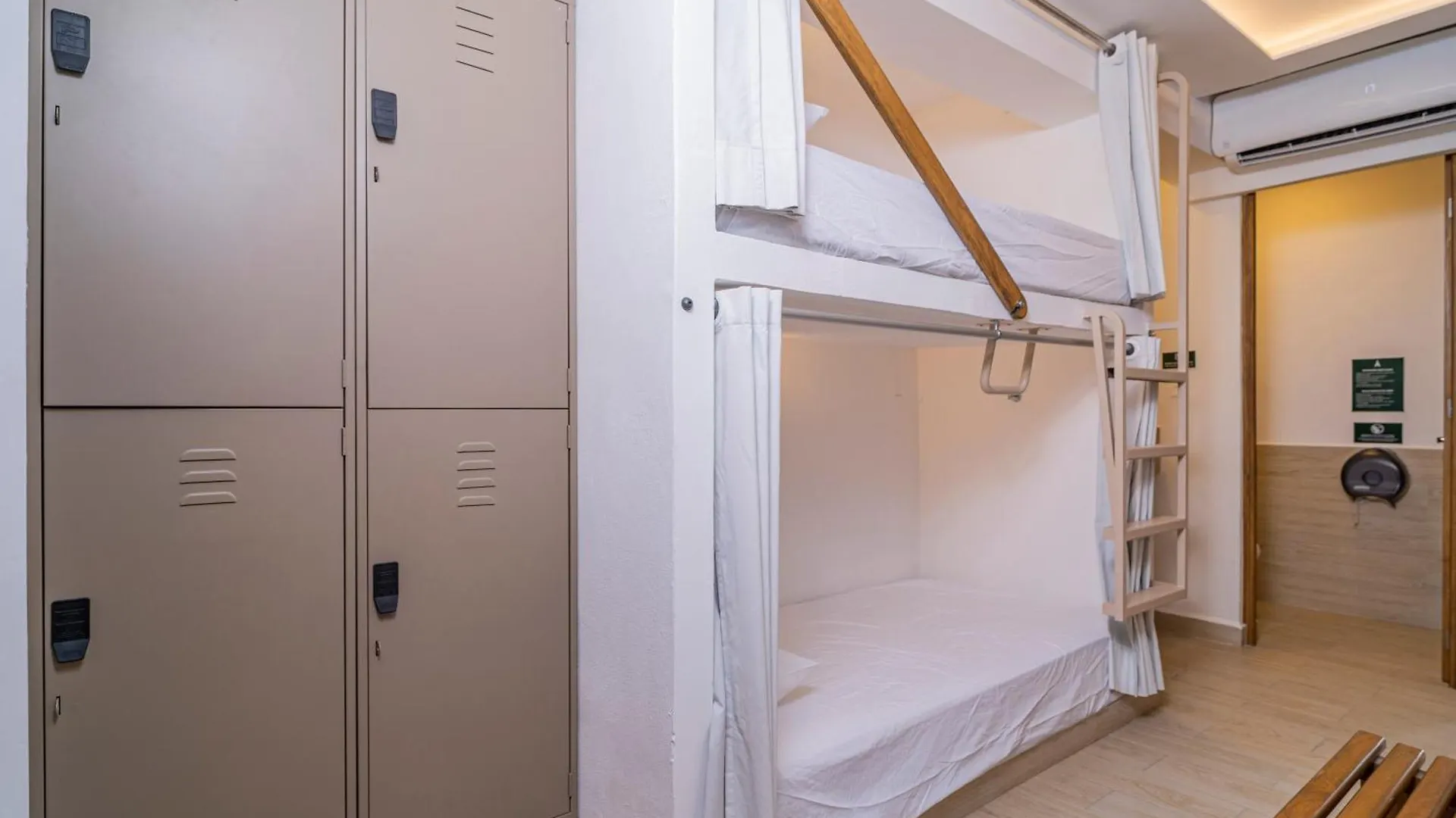 Digital Nomads Hotel & Coliving Cancún